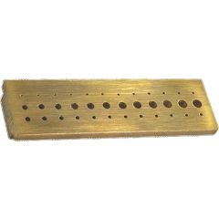 INCUDINE IN OTTONE CON 36 FORI CALIBRATI d.0,5-2,5mm